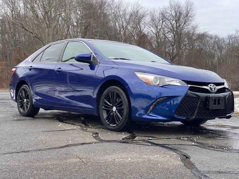 2015 Toyota Camry 4dr Sdn I4 Auto SE (Natl), available for sale in Plainville, Connecticut | Choice Group LLC Choice Motor Car. Plainville, Connecticut
