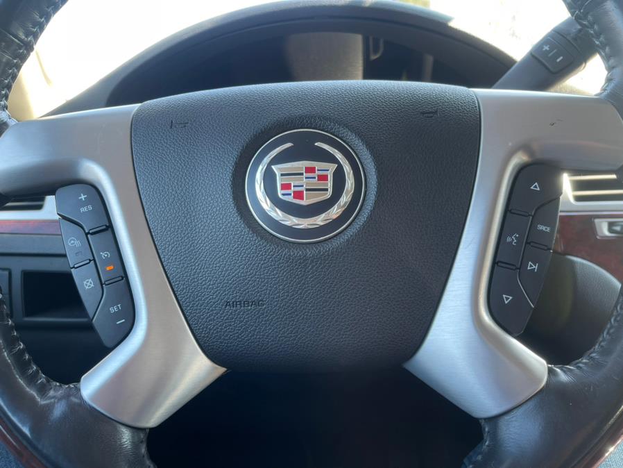 2007 Cadillac Escalade ESV AWD CLEAN CARFAX, 81K ORIGINAL MILES!, available for sale in Elmont, New York | Sunrise of Elmont. Elmont, New York 2007 Cadillac Escalade ESV AWD CLEAN CARFAX, 81K ORIGINAL MILES!, available for sale in Elmont, New York | Sunrise of Elmont. Elmont, New York