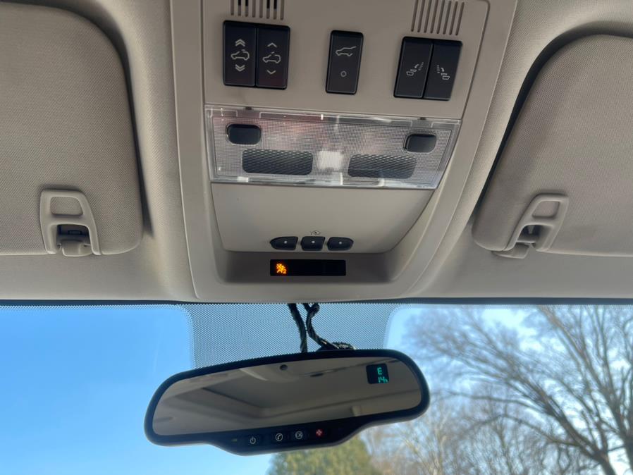 2007 Cadillac Escalade ESV AWD CLEAN CARFAX, 81K ORIGINAL MILES!, available for sale in Elmont, New York | Sunrise of Elmont. Elmont, New York 2007 Cadillac Escalade ESV AWD CLEAN CARFAX, 81K ORIGINAL MILES!, available for sale in Elmont, New York | Sunrise of Elmont. Elmont, New York