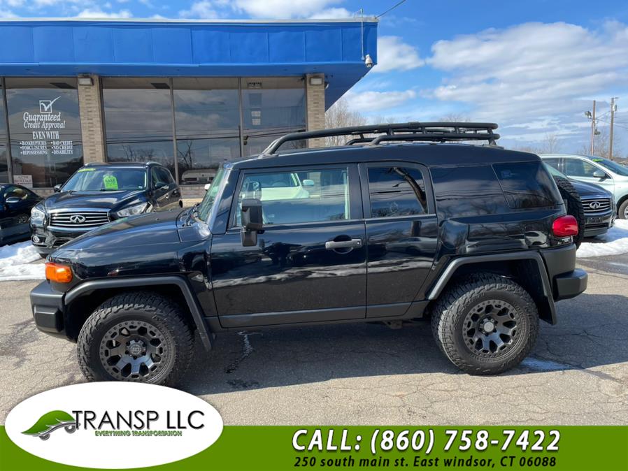 Used Toyota FJ Cruiser 4WD 4dr Auto (Natl) 2008 | Trans P LLC. East Windsor, Connecticut Used Toyota FJ Cruiser 4WD 4dr Auto (Natl) 2008 | Trans P LLC. East Windsor, Connecticut