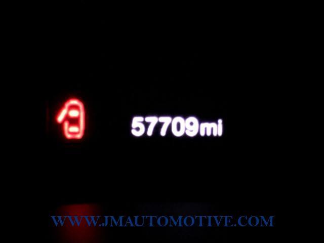 2015 Jeep Renegade 4WD 4dr Latitude, available for sale in Naugatuck, Connecticut | J&M Automotive Sls&Svc LLC. Naugatuck, Connecticut 2015 Jeep Renegade 4WD 4dr Latitude, available for sale in Naugatuck, Connecticut | J&M Automotive Sls&Svc LLC. Naugatuck, Connecticut