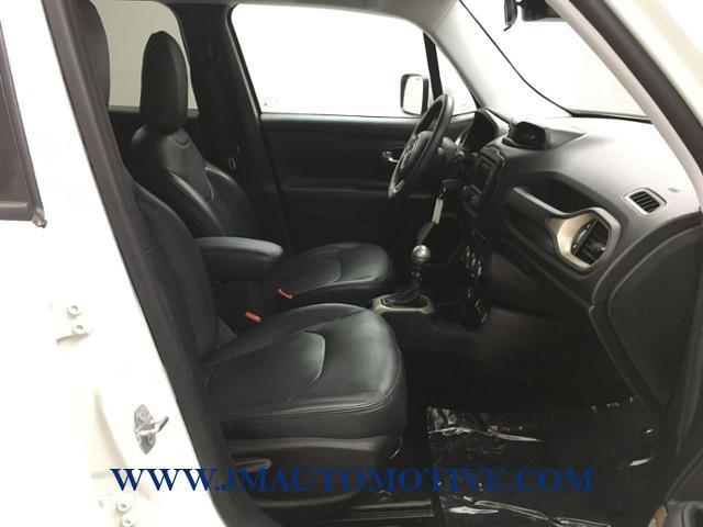 2015 Jeep Renegade 4WD 4dr Latitude, available for sale in Naugatuck, Connecticut | J&M Automotive Sls&Svc LLC. Naugatuck, Connecticut 2015 Jeep Renegade 4WD 4dr Latitude, available for sale in Naugatuck, Connecticut | J&M Automotive Sls&Svc LLC. Naugatuck, Connecticut