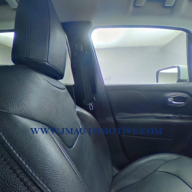 2015 Jeep Renegade 4WD 4dr Latitude, available for sale in Naugatuck, Connecticut | J&M Automotive Sls&Svc LLC. Naugatuck, Connecticut 2015 Jeep Renegade 4WD 4dr Latitude, available for sale in Naugatuck, Connecticut | J&M Automotive Sls&Svc LLC. Naugatuck, Connecticut