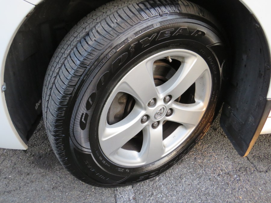 Used Toyota Sienna LE AWD 7-Passenger 2017 | Road Masters II INC. Middle Village, New York Used Toyota Sienna LE AWD 7-Passenger 2017 | Road Masters II INC. Middle Village, New York