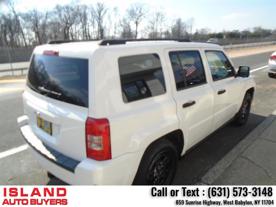 2008 Jeep Patriot Sport 4x4 4dr SUV w/CJ1 Side Airbag Package, available for sale in West Babylon, New York | Island Auto Buyers. West Babylon, New York 2008 Jeep Patriot Sport 4x4 4dr SUV w/CJ1 Side Airbag Package, available for sale in West Babylon, New York | Island Auto Buyers. West Babylon, New York