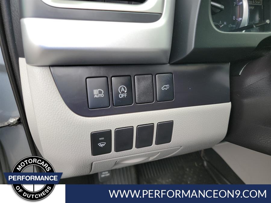2019 Toyota Highlander XLE V6 AWD (Natl), available for sale in Wappingers Falls, New York | Performance Motor Cars. Wappingers Falls, New York 2019 Toyota Highlander XLE V6 AWD (Natl), available for sale in Wappingers Falls, New York | Performance Motor Cars. Wappingers Falls, New York