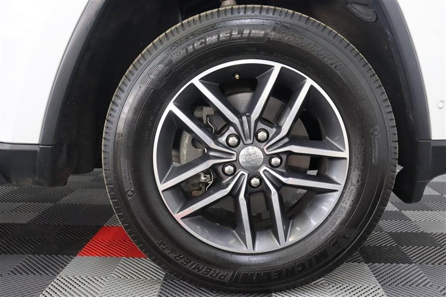 2018 Jeep Grand Cherokee LIMITED, available for sale in Paterson, New Jersey | Fast Track Motors. Paterson, New Jersey 2018 Jeep Grand Cherokee LIMITED, available for sale in Paterson, New Jersey | Fast Track Motors. Paterson, New Jersey