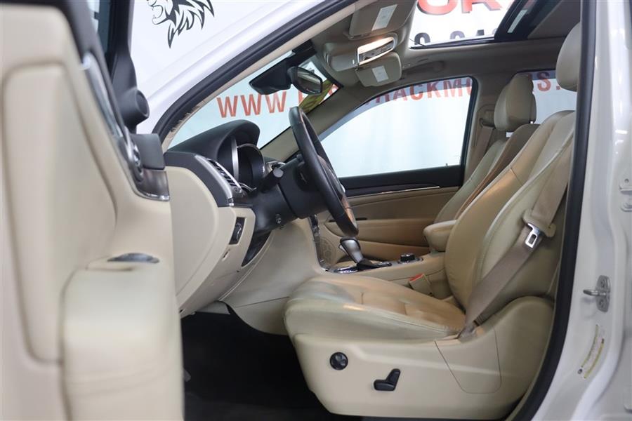 2018 Jeep Grand Cherokee LIMITED, available for sale in Paterson, New Jersey | Fast Track Motors. Paterson, New Jersey 2018 Jeep Grand Cherokee LIMITED, available for sale in Paterson, New Jersey | Fast Track Motors. Paterson, New Jersey