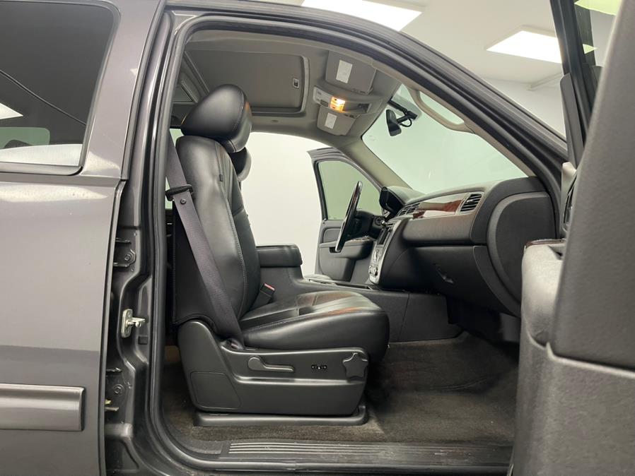 Used GMC Yukon 4WD 4dr 1500 SLT 2010 | M Auto Group. Elizabeth, New Jersey Used GMC Yukon 4WD 4dr 1500 SLT 2010 | M Auto Group. Elizabeth, New Jersey