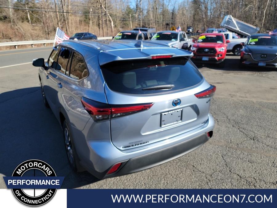 2022 Toyota Highlander Hybrid XLE AWD (Natl), available for sale in Wilton, Connecticut | Performance Motor Cars Of Connecticut LLC. Wilton, Connecticut 2022 Toyota Highlander Hybrid XLE AWD (Natl), available for sale in Wilton, Connecticut | Performance Motor Cars Of Connecticut LLC. Wilton, Connecticut