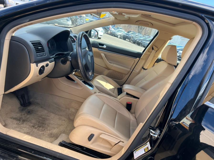 2009 Volkswagen Jetta Sedan 4dr Auto SEL, available for sale in South Windsor , Connecticut | Ful-line Auto LLC. South Windsor , Connecticut 2009 Volkswagen Jetta Sedan 4dr Auto SEL, available for sale in South Windsor , Connecticut | Ful-line Auto LLC. South Windsor , Connecticut