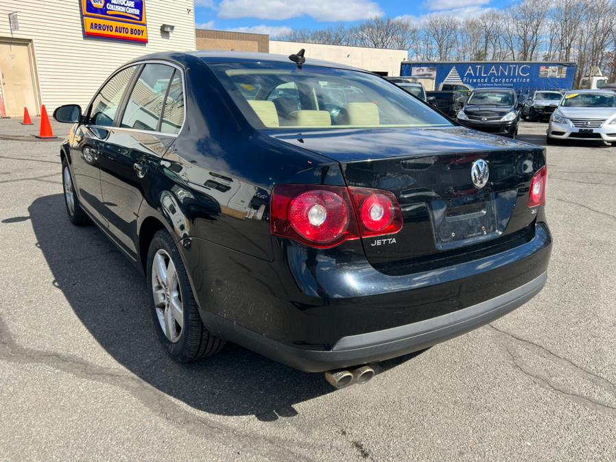 2009 Volkswagen Jetta Sedan 4dr Auto SEL, available for sale in South Windsor , Connecticut | Ful-line Auto LLC. South Windsor , Connecticut 2009 Volkswagen Jetta Sedan 4dr Auto SEL, available for sale in South Windsor , Connecticut | Ful-line Auto LLC. South Windsor , Connecticut