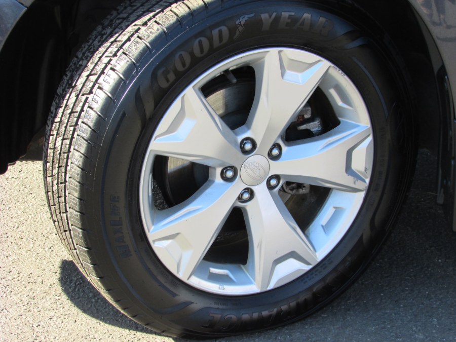 2014 Subaru Forester 4dr Auto 2.5i Premium PZEV, available for sale in East Windsor, Connecticut | United Auto Sales of E Windsor, Inc. East Windsor, Connecticut 2014 Subaru Forester 4dr Auto 2.5i Premium PZEV, available for sale in East Windsor, Connecticut | United Auto Sales of E Windsor, Inc. East Windsor, Connecticut