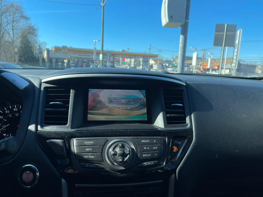 2015 Nissan Pathfinder SV, available for sale in Elmont, New York | Sunrise of Elmont. Elmont, New York 2015 Nissan Pathfinder SV, available for sale in Elmont, New York | Sunrise of Elmont. Elmont, New York