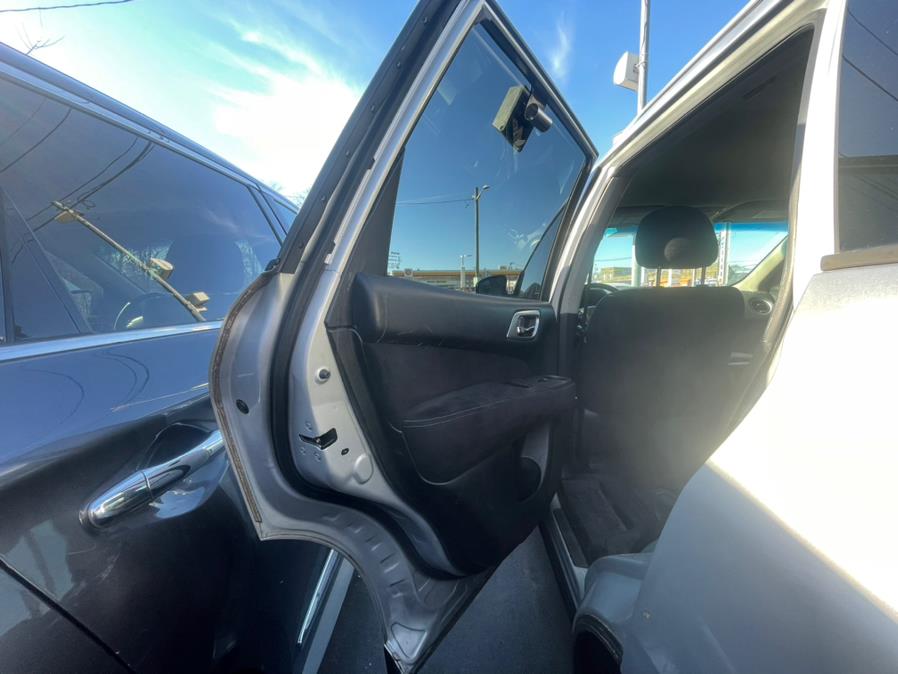 2015 Nissan Pathfinder SV, available for sale in Elmont, New York | Sunrise of Elmont. Elmont, New York 2015 Nissan Pathfinder SV, available for sale in Elmont, New York | Sunrise of Elmont. Elmont, New York