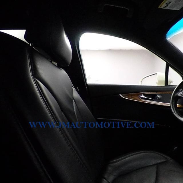 2016 Lincoln Mkx AWD 4dr Reserve, available for sale in Naugatuck, Connecticut | J&M Automotive Sls&Svc LLC. Naugatuck, Connecticut 2016 Lincoln Mkx AWD 4dr Reserve, available for sale in Naugatuck, Connecticut | J&M Automotive Sls&Svc LLC. Naugatuck, Connecticut