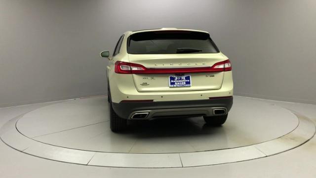 2016 Lincoln Mkx AWD 4dr Reserve, available for sale in Naugatuck, Connecticut | J&M Automotive Sls&Svc LLC. Naugatuck, Connecticut 2016 Lincoln Mkx AWD 4dr Reserve, available for sale in Naugatuck, Connecticut | J&M Automotive Sls&Svc LLC. Naugatuck, Connecticut