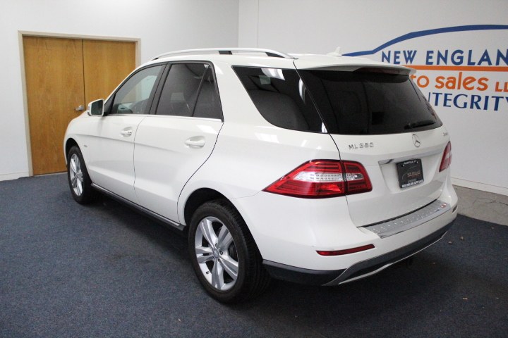 Used Mercedes-Benz M-Class 4MATIC 4dr ML 350 2012 | New England Auto Sales LLC. Plainville, Connecticut Used Mercedes-Benz M-Class 4MATIC 4dr ML 350 2012 | New England Auto Sales LLC. Plainville, Connecticut