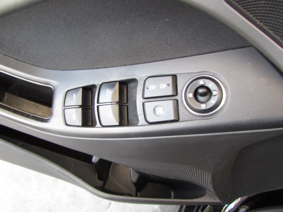 2015 Hyundai Elantra 4dr Sdn Auto SE (Ulsan Plant), available for sale in Orlando, Florida | VIP Auto Enterprise, Inc. Orlando, Florida 2015 Hyundai Elantra 4dr Sdn Auto SE (Ulsan Plant), available for sale in Orlando, Florida | VIP Auto Enterprise, Inc. Orlando, Florida