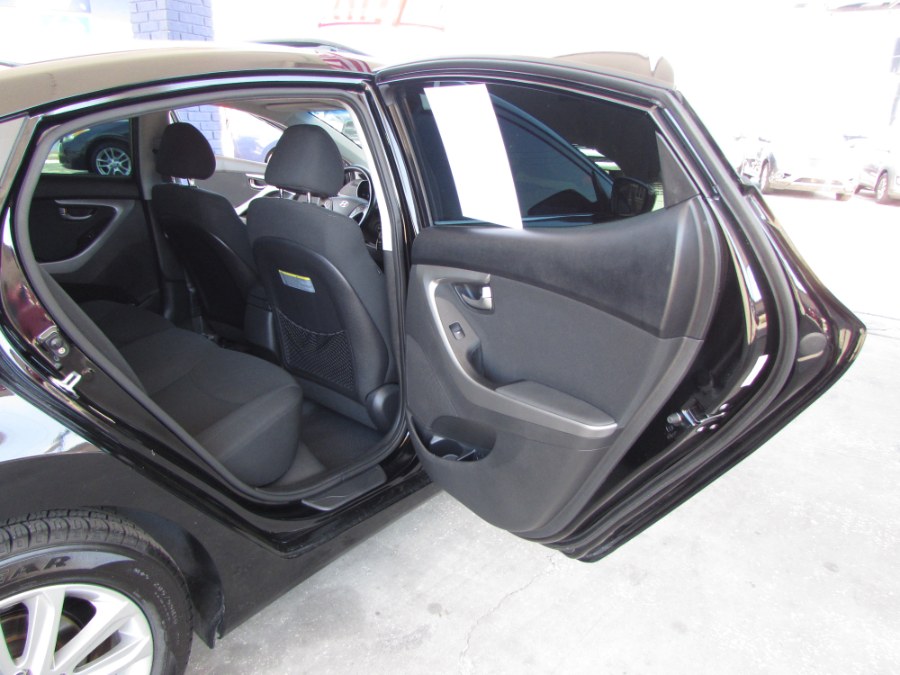 2015 Hyundai Elantra 4dr Sdn Auto SE (Ulsan Plant), available for sale in Orlando, Florida | VIP Auto Enterprise, Inc. Orlando, Florida 2015 Hyundai Elantra 4dr Sdn Auto SE (Ulsan Plant), available for sale in Orlando, Florida | VIP Auto Enterprise, Inc. Orlando, Florida