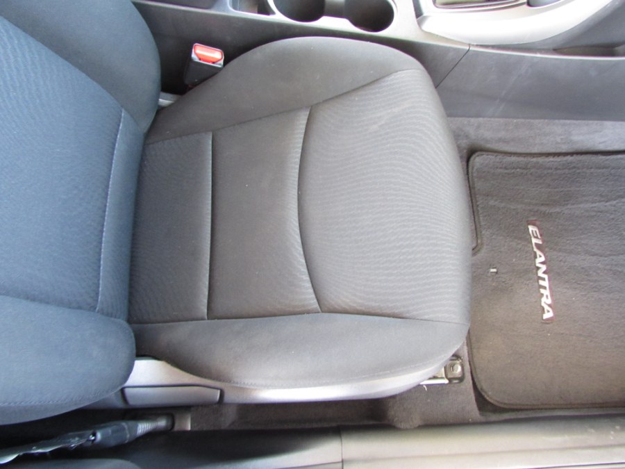2015 Hyundai Elantra 4dr Sdn Auto SE (Ulsan Plant), available for sale in Orlando, Florida | VIP Auto Enterprise, Inc. Orlando, Florida 2015 Hyundai Elantra 4dr Sdn Auto SE (Ulsan Plant), available for sale in Orlando, Florida | VIP Auto Enterprise, Inc. Orlando, Florida