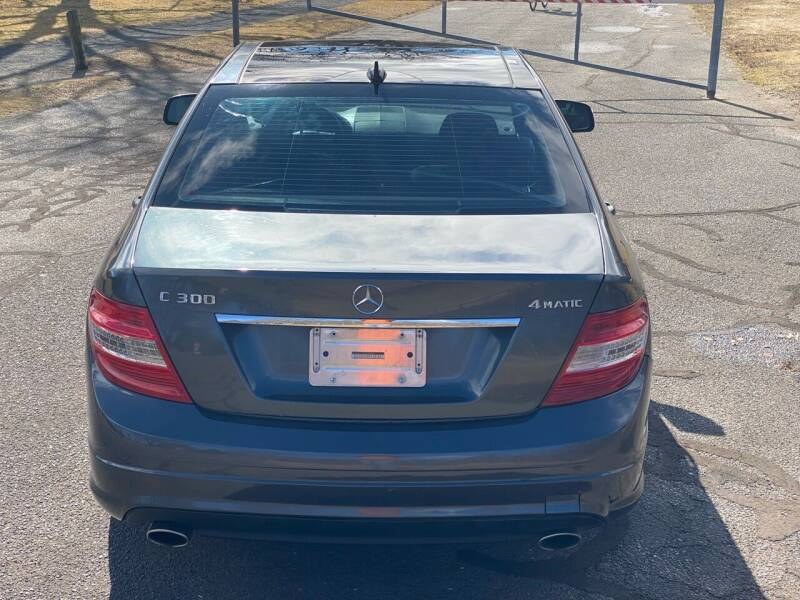 2009 Mercedes-Benz C-Class 4dr Sdn 3.0L Luxury 4MATIC, available for sale in Plainville, Connecticut | Choice Group LLC Choice Motor Car. Plainville, Connecticut