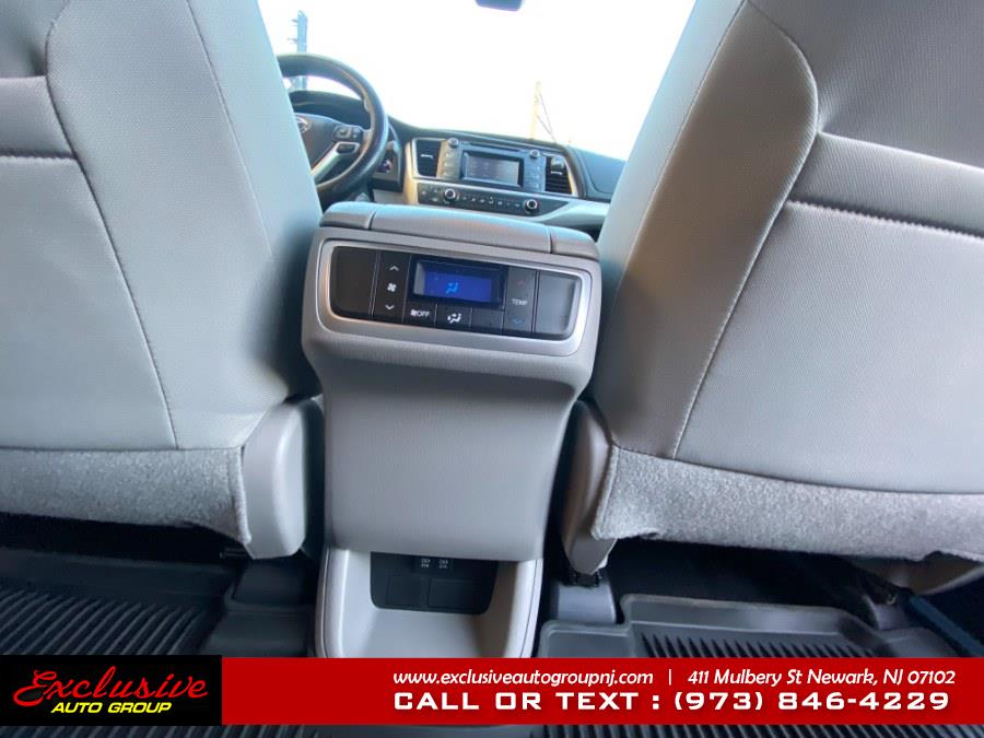 2019 Toyota Highlander LE Plus V6 AWD (Natl), available for sale in Newark, New Jersey | Exclusive Auto Group. Newark, New Jersey 2019 Toyota Highlander LE Plus V6 AWD (Natl), available for sale in Newark, New Jersey | Exclusive Auto Group. Newark, New Jersey