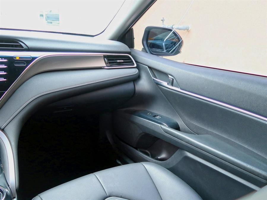 Used Toyota Camry SE 2020 | Auto Expo Ent Inc.. Great Neck, New York Used Toyota Camry SE 2020 | Auto Expo Ent Inc.. Great Neck, New York