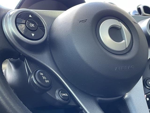 Used Smart Fortwo Electric Drive pure 2018 | Blasius of Danbury. Danbury, Connecticut Used Smart Fortwo Electric Drive pure 2018 | Blasius of Danbury. Danbury, Connecticut