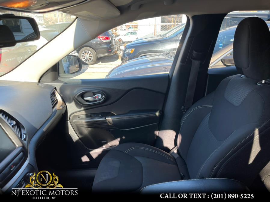 2015 Jeep Cherokee FWD 4dr Latitude, available for sale in Elizabeth, New Jersey | NJ Exotic Motors. Elizabeth, New Jersey 2015 Jeep Cherokee FWD 4dr Latitude, available for sale in Elizabeth, New Jersey | NJ Exotic Motors. Elizabeth, New Jersey