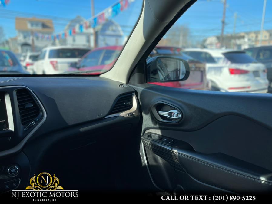 2015 Jeep Cherokee FWD 4dr Latitude, available for sale in Elizabeth, New Jersey | NJ Exotic Motors. Elizabeth, New Jersey 2015 Jeep Cherokee FWD 4dr Latitude, available for sale in Elizabeth, New Jersey | NJ Exotic Motors. Elizabeth, New Jersey