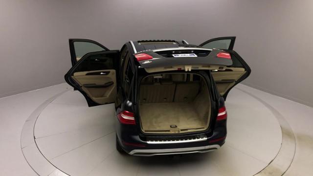 2014 Mercedes-benz M-class 4MATIC 4dr ML 350, available for sale in Naugatuck, Connecticut | J&M Automotive Sls&Svc LLC. Naugatuck, Connecticut 2014 Mercedes-benz M-class 4MATIC 4dr ML 350, available for sale in Naugatuck, Connecticut | J&M Automotive Sls&Svc LLC. Naugatuck, Connecticut