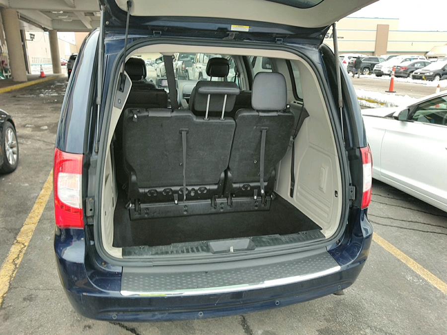 Used Chrysler Town & Country 4dr Wgn Touring-L 2012 | Atlantic Used Car Sales. Brooklyn, New York Used Chrysler Town & Country 4dr Wgn Touring-L 2012 | Atlantic Used Car Sales. Brooklyn, New York
