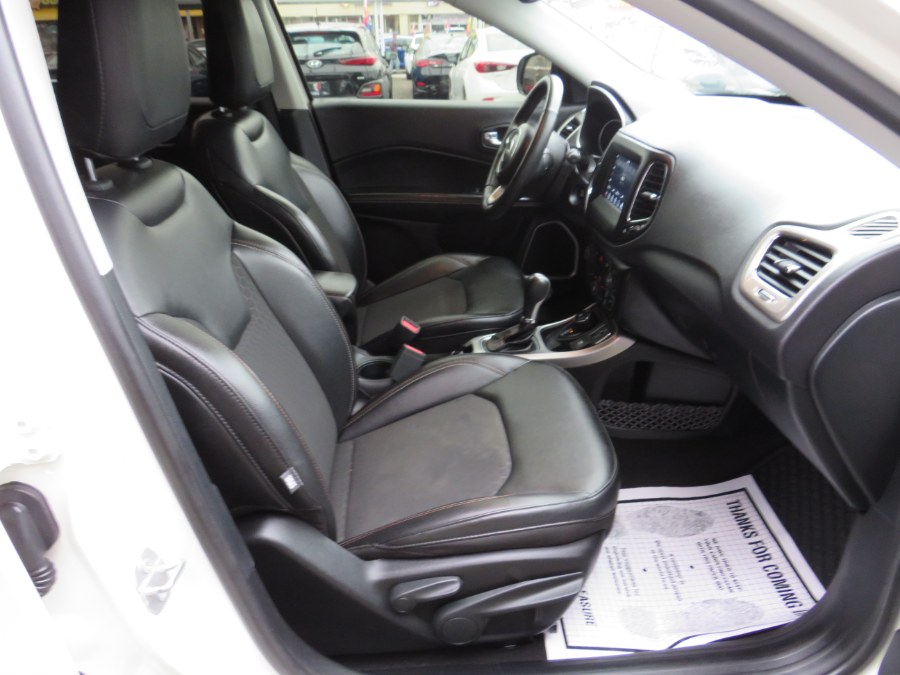 Used Jeep Compass Latitude 4x4 2019 | Road Masters II INC. Middle Village, New York Used Jeep Compass Latitude 4x4 2019 | Road Masters II INC. Middle Village, New York