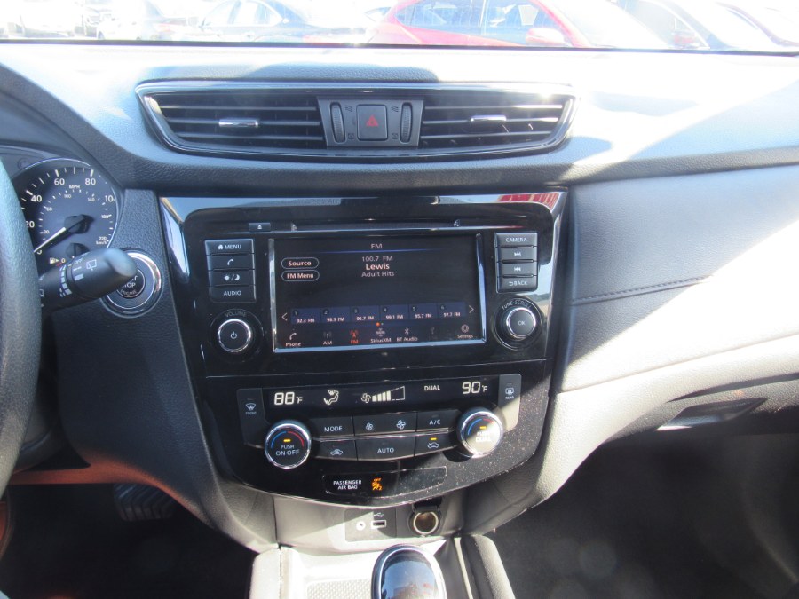 2020 Nissan Rogue AWD SV, available for sale in Irvington, New Jersey | NJ Used Cars Center. Irvington, New Jersey 2020 Nissan Rogue AWD SV, available for sale in Irvington, New Jersey | NJ Used Cars Center. Irvington, New Jersey