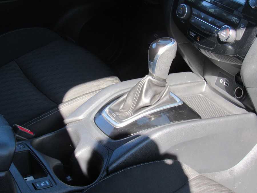 2020 Nissan Rogue AWD SV, available for sale in Irvington, New Jersey | NJ Used Cars Center. Irvington, New Jersey 2020 Nissan Rogue AWD SV, available for sale in Irvington, New Jersey | NJ Used Cars Center. Irvington, New Jersey