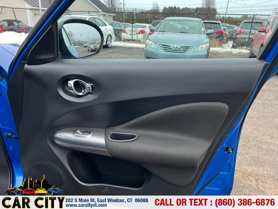 2012 Nissan JUKE 5dr Wgn CVT SL AWD, available for sale in East Windsor, Connecticut | Car City LLC. East Windsor, Connecticut 2012 Nissan JUKE 5dr Wgn CVT SL AWD, available for sale in East Windsor, Connecticut | Car City LLC. East Windsor, Connecticut