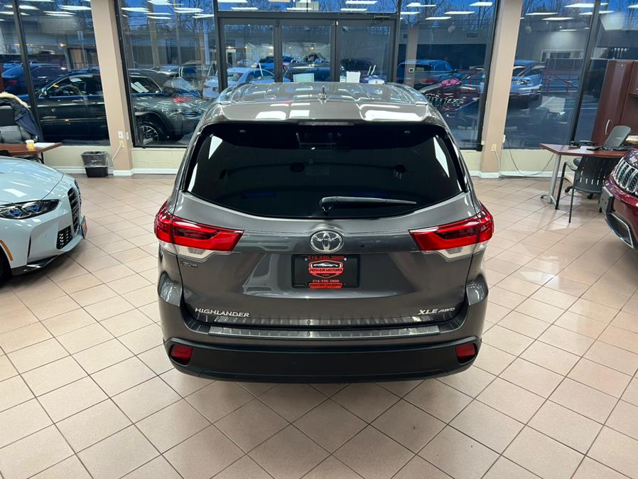 Used Toyota Highlander XLE V6 AWD (Natl) 2019 | Power Motors East. Massapequa Park, New York Used Toyota Highlander XLE V6 AWD (Natl) 2019 | Power Motors East. Massapequa Park, New York