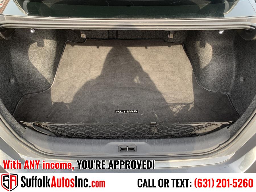 Used Nissan Altima 2.5 SR Sedan 2020 | Suffolk Autos Inc. Medford, New York Used Nissan Altima 2.5 SR Sedan 2020 | Suffolk Autos Inc. Medford, New York