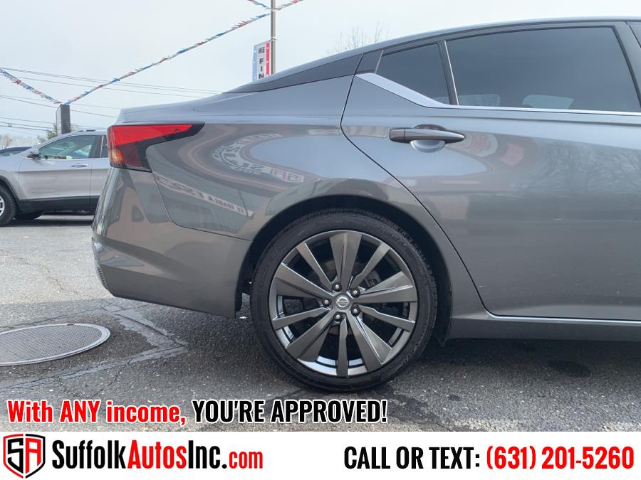 Used Nissan Altima 2.5 SR Sedan 2020 | Suffolk Autos Inc. Medford, New York Used Nissan Altima 2.5 SR Sedan 2020 | Suffolk Autos Inc. Medford, New York