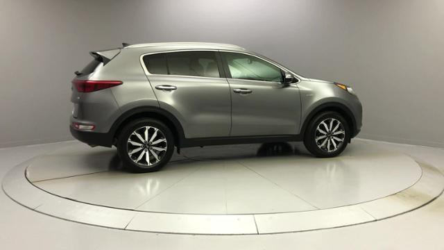 2017 Kia Sportage EX AWD, available for sale in Naugatuck, Connecticut | J&M Automotive Sls&Svc LLC. Naugatuck, Connecticut 2017 Kia Sportage EX AWD, available for sale in Naugatuck, Connecticut | J&M Automotive Sls&Svc LLC. Naugatuck, Connecticut