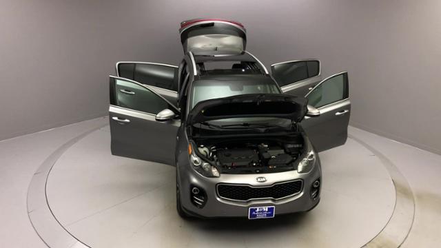 2017 Kia Sportage EX AWD, available for sale in Naugatuck, Connecticut | J&M Automotive Sls&Svc LLC. Naugatuck, Connecticut 2017 Kia Sportage EX AWD, available for sale in Naugatuck, Connecticut | J&M Automotive Sls&Svc LLC. Naugatuck, Connecticut