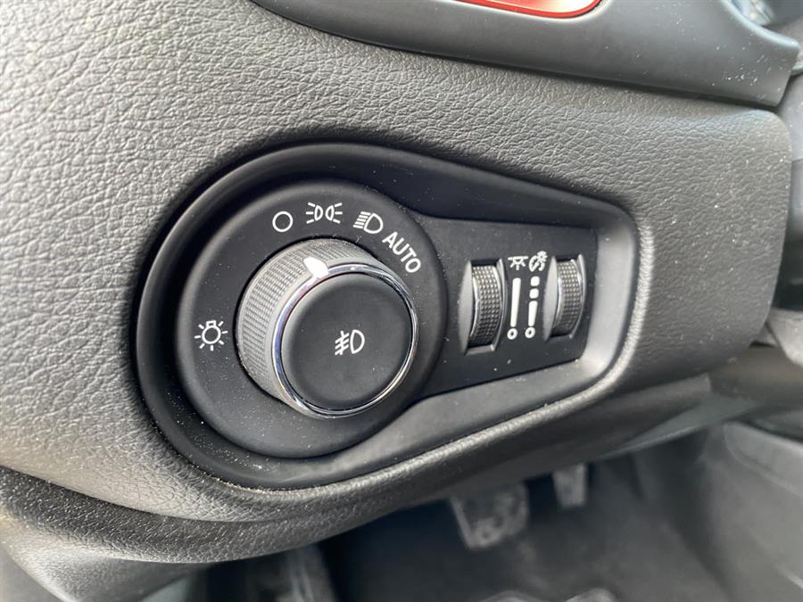 Used Jeep Renegade Trailhawk 2016 | Autouse. Andover, Massachusetts Used Jeep Renegade Trailhawk 2016 | Autouse. Andover, Massachusetts