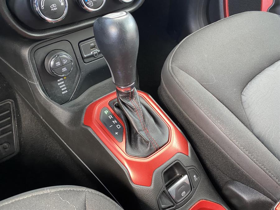 Used Jeep Renegade Trailhawk 2016 | Autouse. Andover, Massachusetts Used Jeep Renegade Trailhawk 2016 | Autouse. Andover, Massachusetts