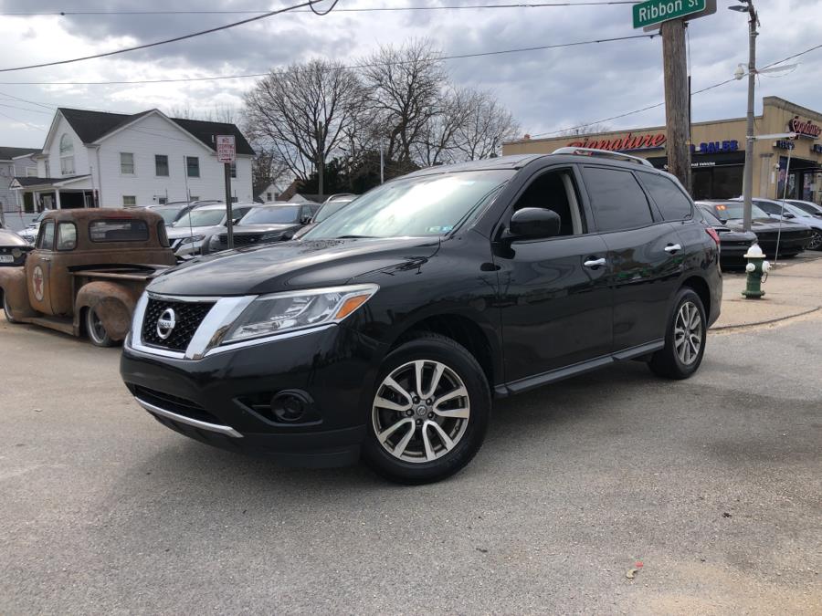 Used Nissan Pathfinder 4WD 4dr SV 2014 | Signature Auto Sales. Franklin Square, New York Used Nissan Pathfinder 4WD 4dr SV 2014 | Signature Auto Sales. Franklin Square, New York