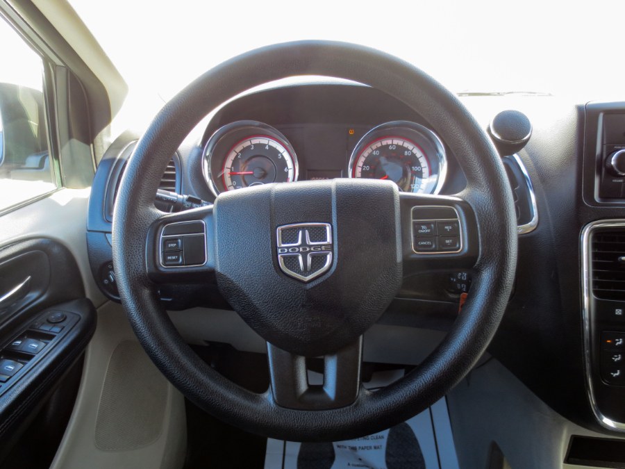 2015 Dodge Grand Caravan 4dr Wgn SXT, available for sale in Santa Ana, California | Auto Max Of Santa Ana. Santa Ana, California 2015 Dodge Grand Caravan 4dr Wgn SXT, available for sale in Santa Ana, California | Auto Max Of Santa Ana. Santa Ana, California