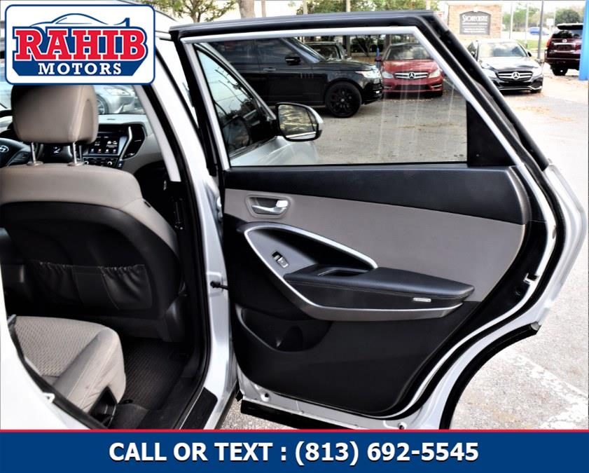 2017 Hyundai Santa Fe SE 3.3L Auto, available for sale in Winter Park, Florida | Rahib Motors. Winter Park, Florida 2017 Hyundai Santa Fe SE 3.3L Auto, available for sale in Winter Park, Florida | Rahib Motors. Winter Park, Florida