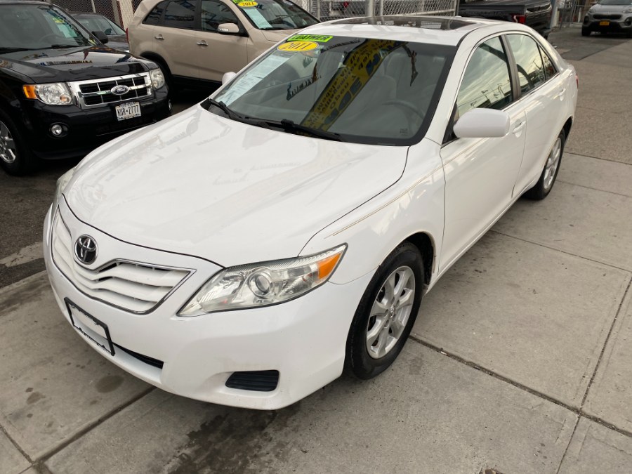 2011 Toyota Camry 4dr Sdn I4 Auto LE (Natl), available for sale in Middle Village, New York | Middle Village Motors . Middle Village, New York 2011 Toyota Camry 4dr Sdn I4 Auto LE (Natl), available for sale in Middle Village, New York | Middle Village Motors . Middle Village, New York