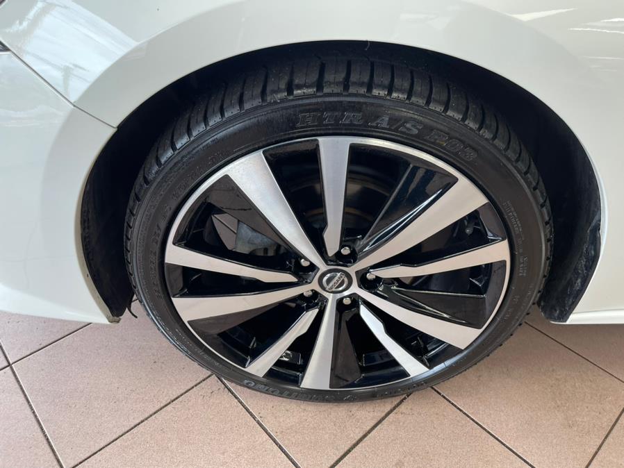 2020 Nissan Altima 2.5 SR Sedan, available for sale in Massapequa Park, New York | Power Motors East. Massapequa Park, New York 2020 Nissan Altima 2.5 SR Sedan, available for sale in Massapequa Park, New York | Power Motors East. Massapequa Park, New York