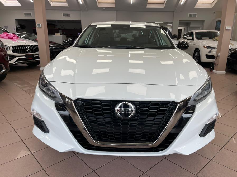 2020 Nissan Altima 2.5 SR Sedan, available for sale in Massapequa Park, New York | Power Motors East. Massapequa Park, New York 2020 Nissan Altima 2.5 SR Sedan, available for sale in Massapequa Park, New York | Power Motors East. Massapequa Park, New York